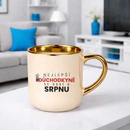 Nejlepší důchodkyně se rodí v srpnu - elegantní hrnek na dárek