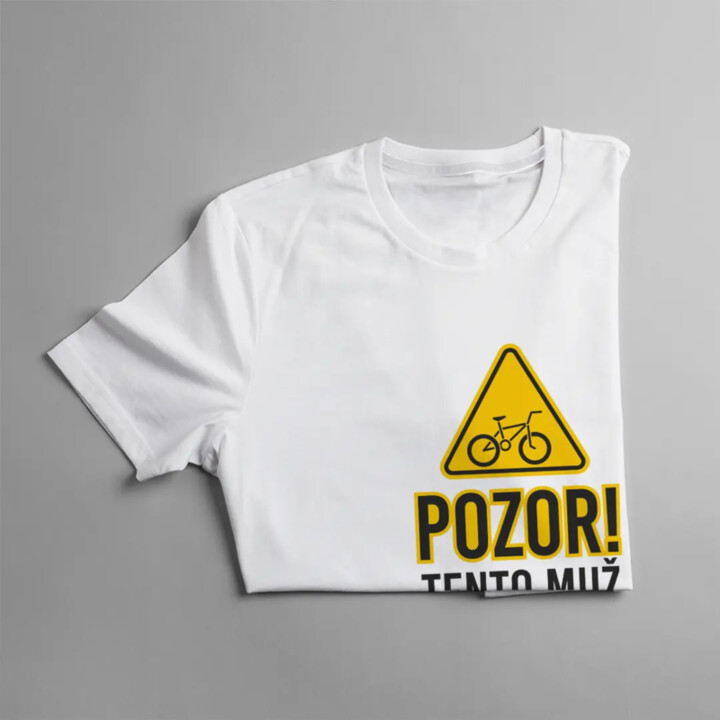 Pozor! Tento muž může kdykoli - pánské tričko s potiskem