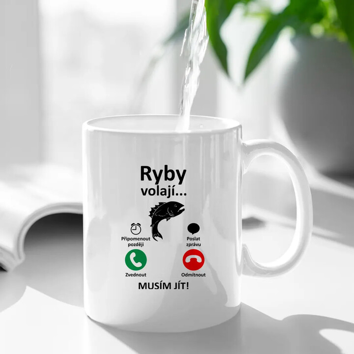 Ryby volají, musím jít - hrnek s potiskem