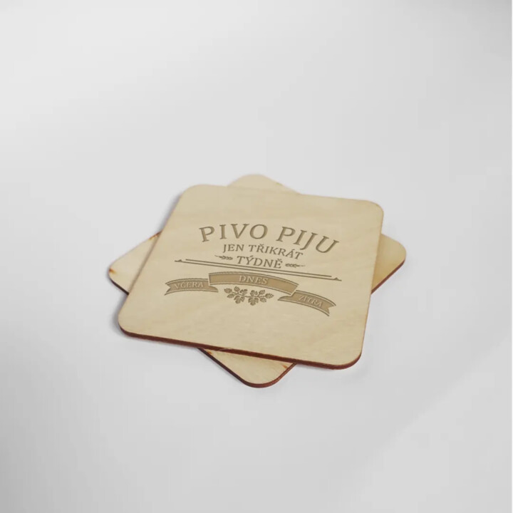 Pivo piju jen třikrát týdně - včera, dnes a zítra - podložky pod hrnek